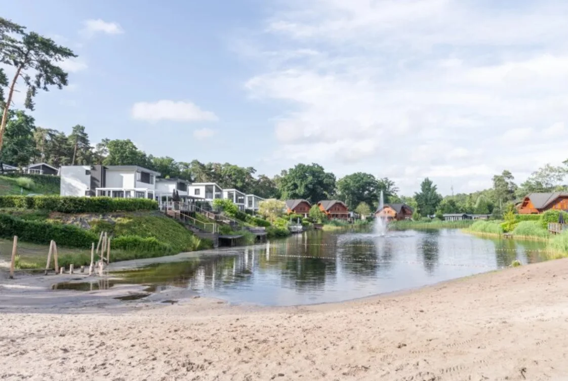 EuroParcs Brunssummerheide beach water