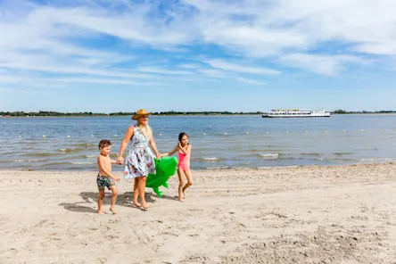 Zuiderzee - beach