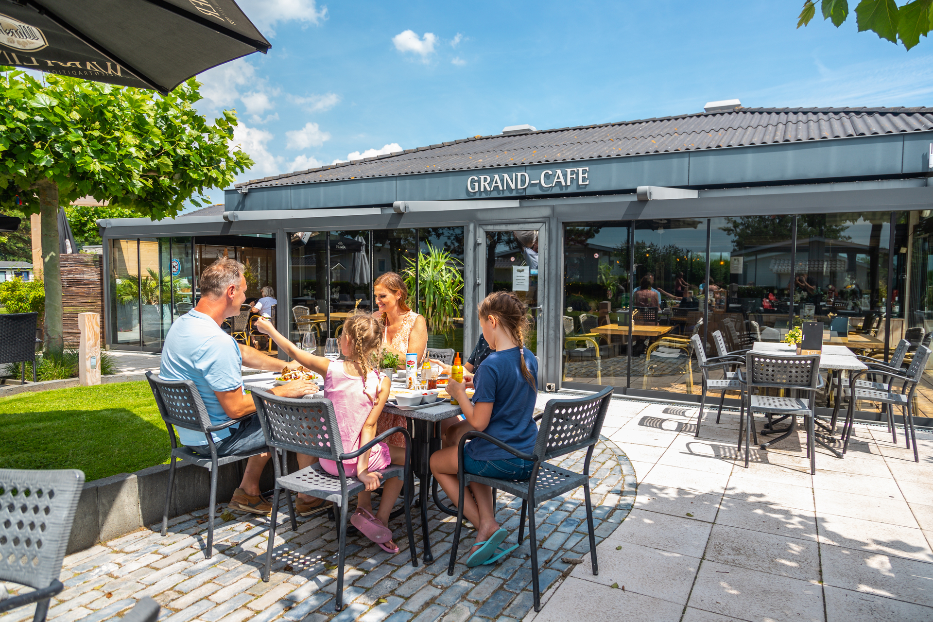 EuroParcs - Parc du Soleil - Restaurant - Diner - Family