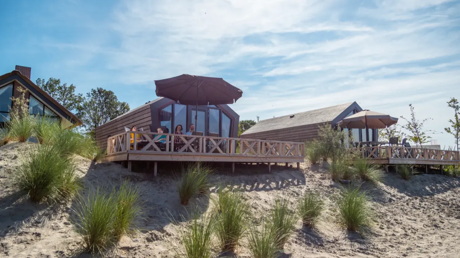 Solo Retreat 4 EuroParcs De IJssel Eilanden at the water