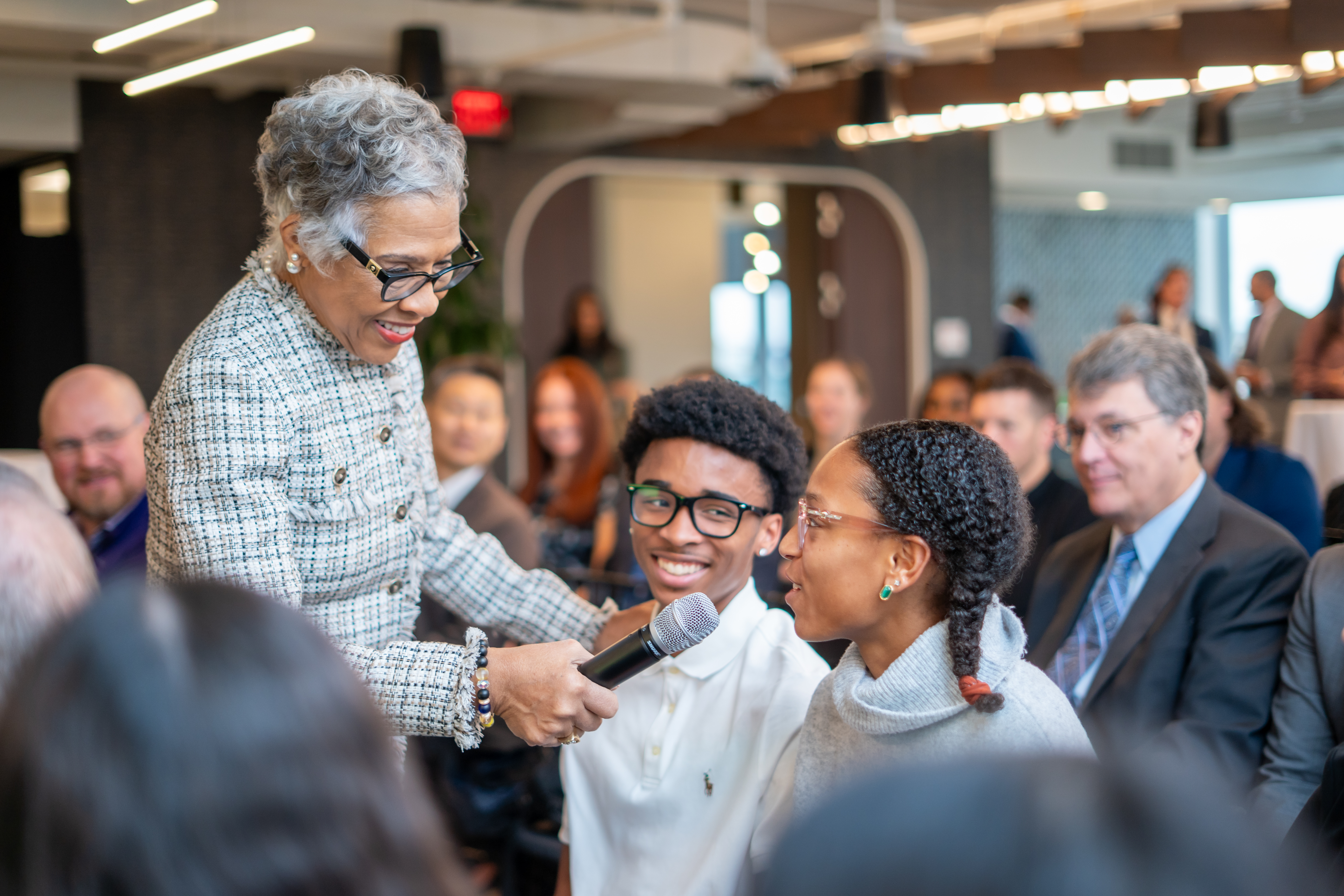 Congresswoman Joyce Beatty speaks with students attending financial education panel at Robinhood