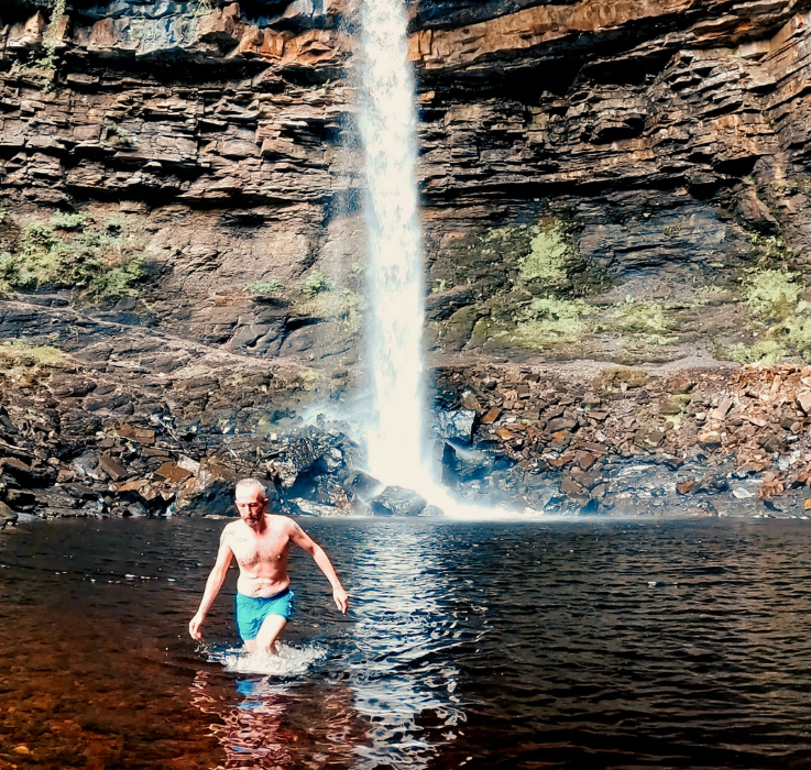 Les wild swimming in Hardraw Force