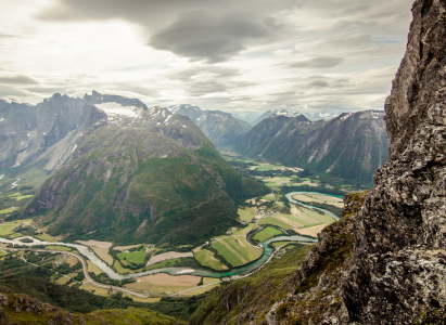 A broad view from Romsdalseggen Ridge