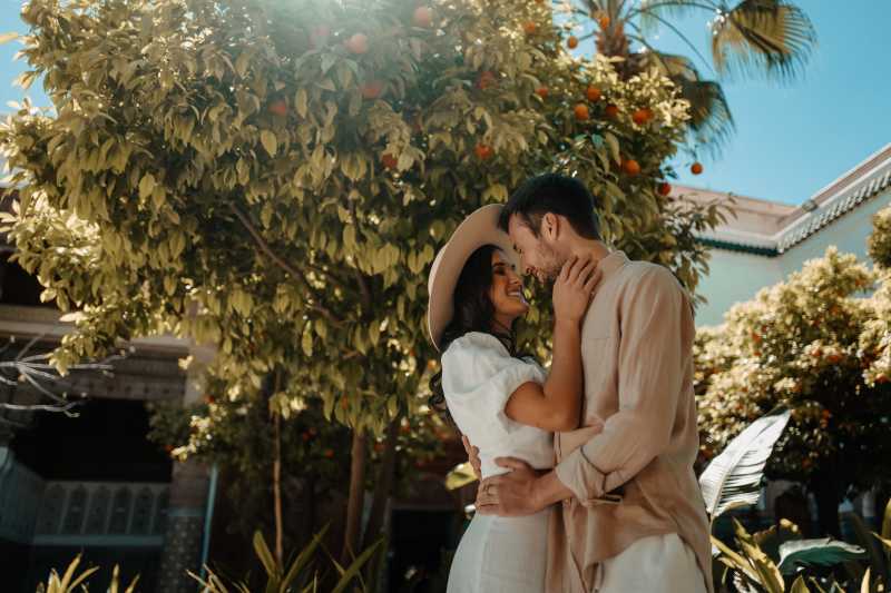Modern and authentic engagement shooting in the Medina of Marrakech