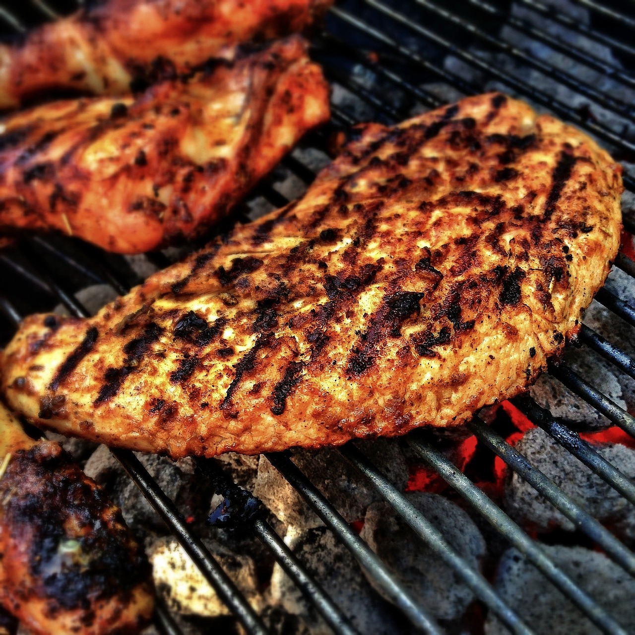 grilled chicken on the grill.