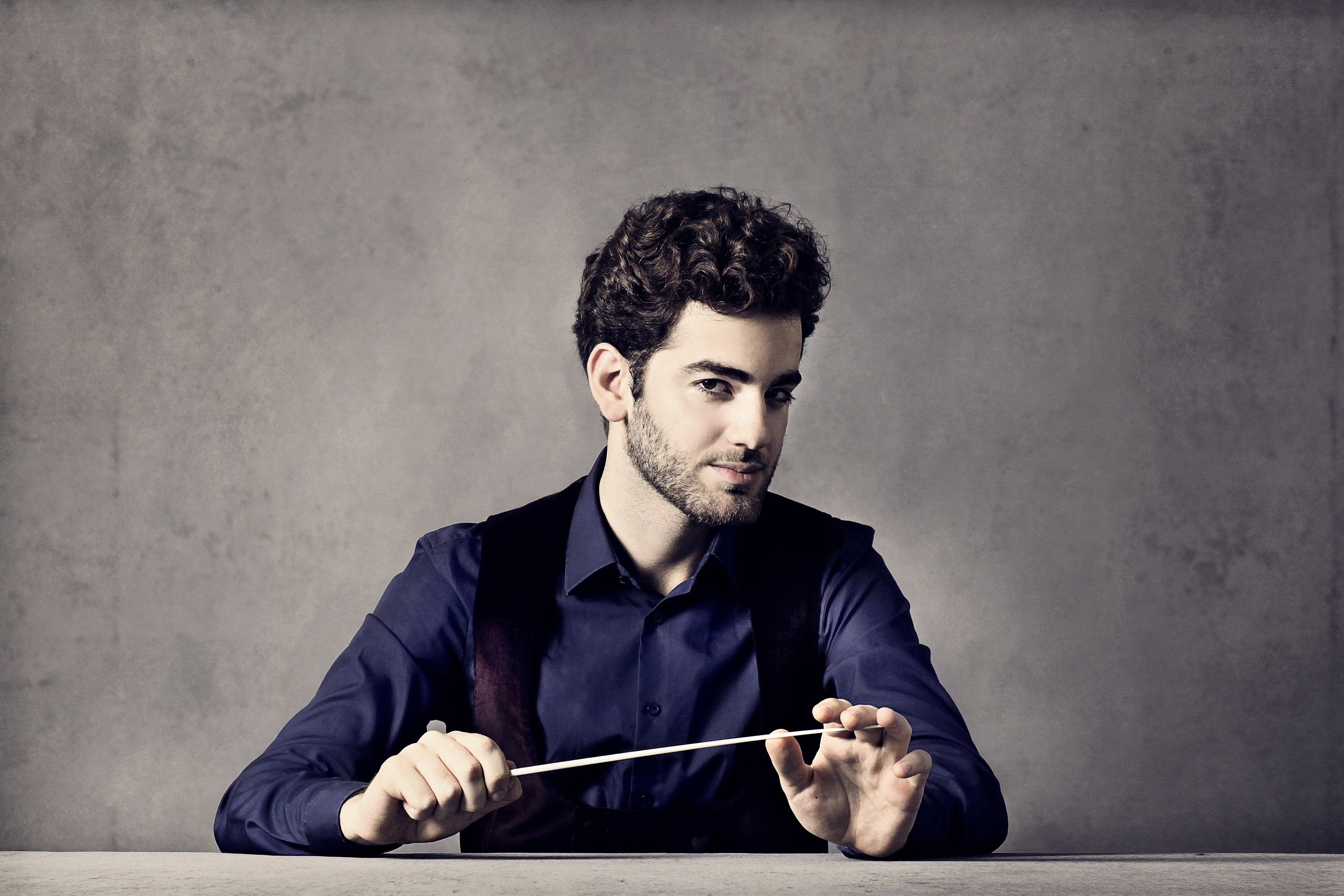 Emmanuel Tjeknavorian | PC: Uwe Arens