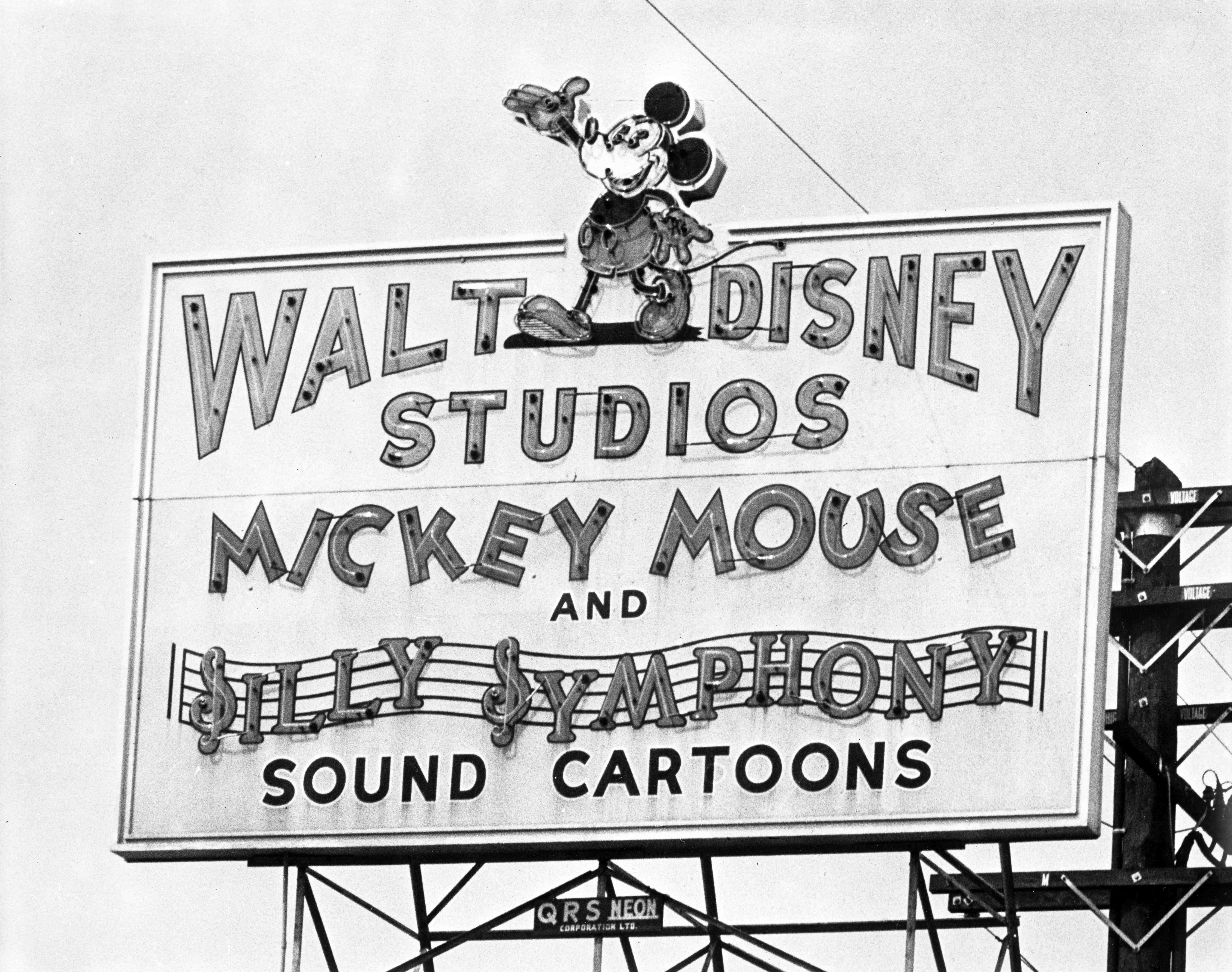 Disney in Concert: A Silly Symphony Celebration | Hyperion Sign