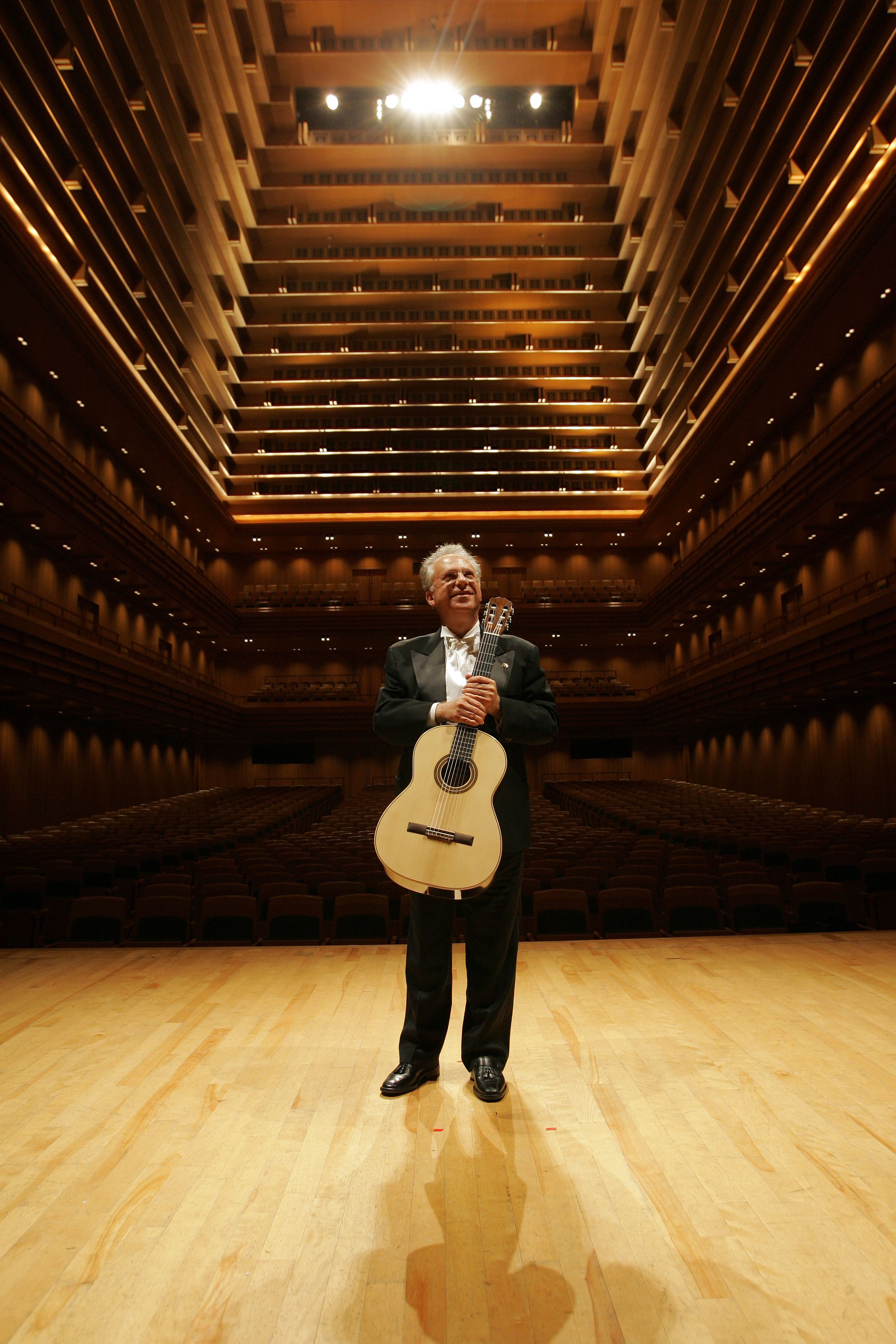 Pepe Romero | Photo Credit: Naoya Ikegami
