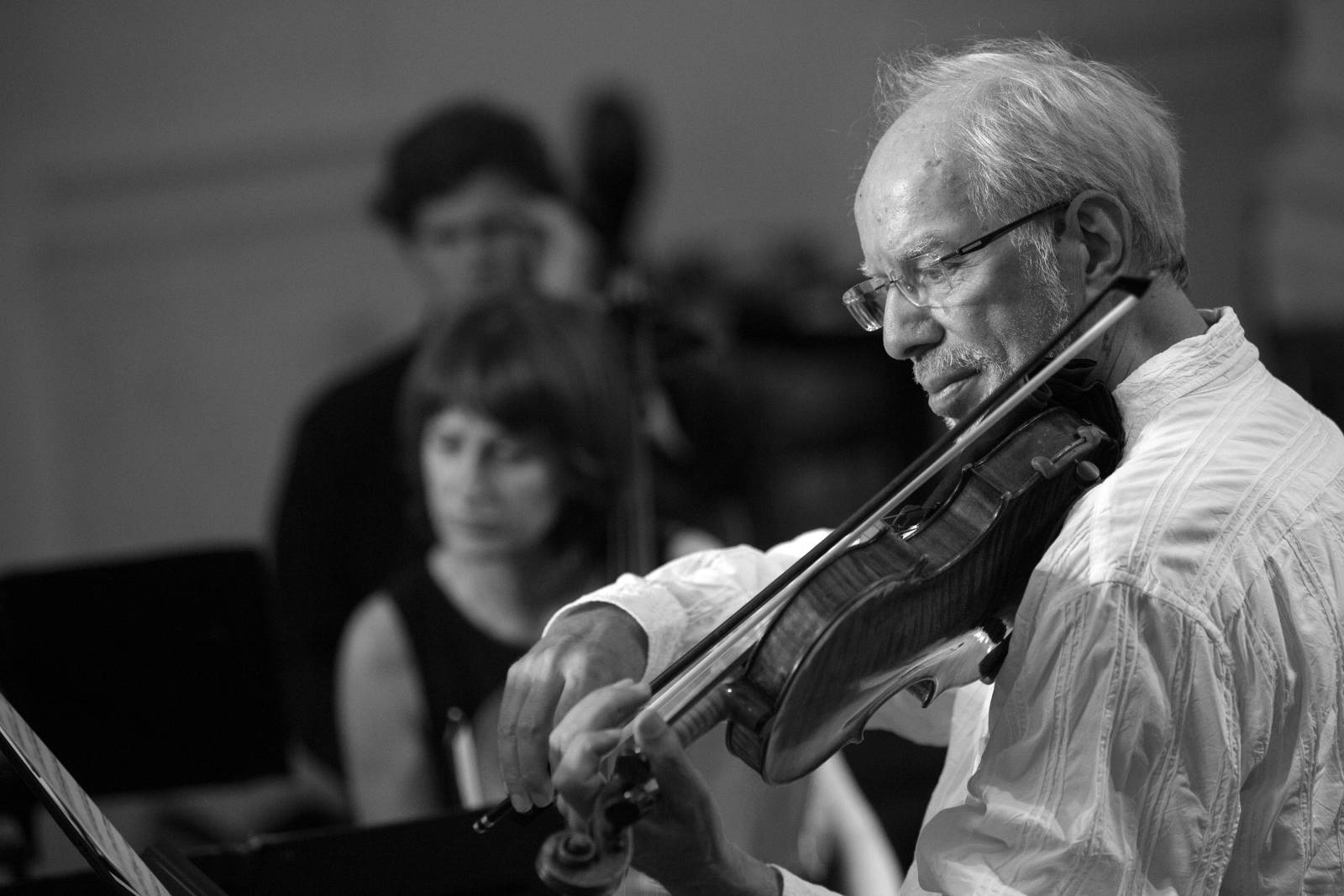 Gidon Kremer - Violin
