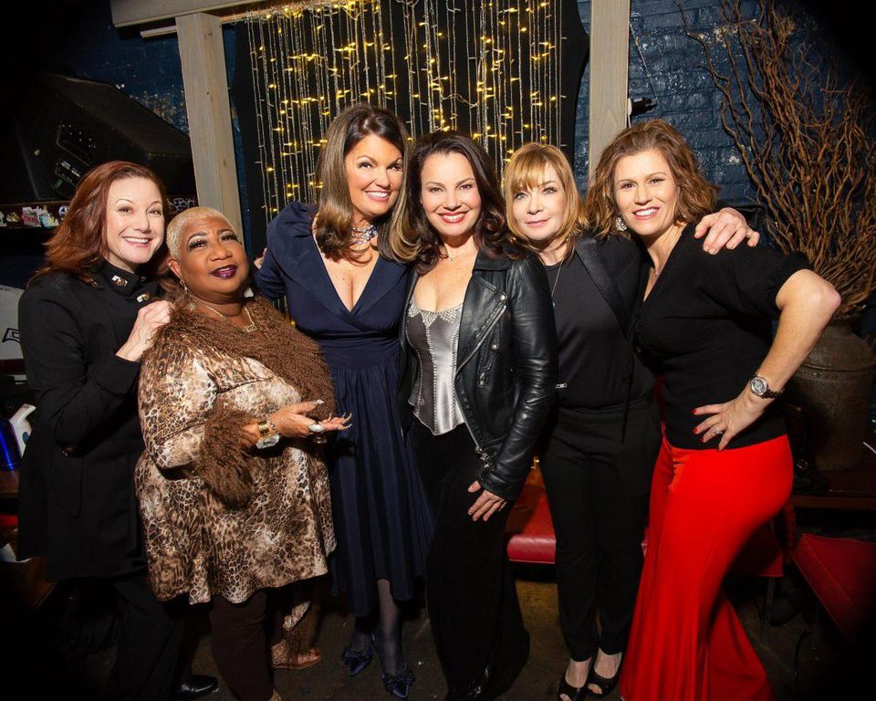 (From left) Carole Montgomery, Luenell, Lynne Koplitz, Fran Drescher, Vanessa Hollingshead and Kerri Louise in the Showtime® comedy special Funny Women of a Certain Age. (c) JENNI WALKOWIAK