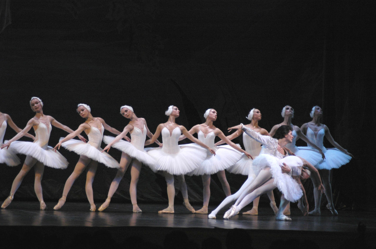 Russian National Ballet | Swan Lake 