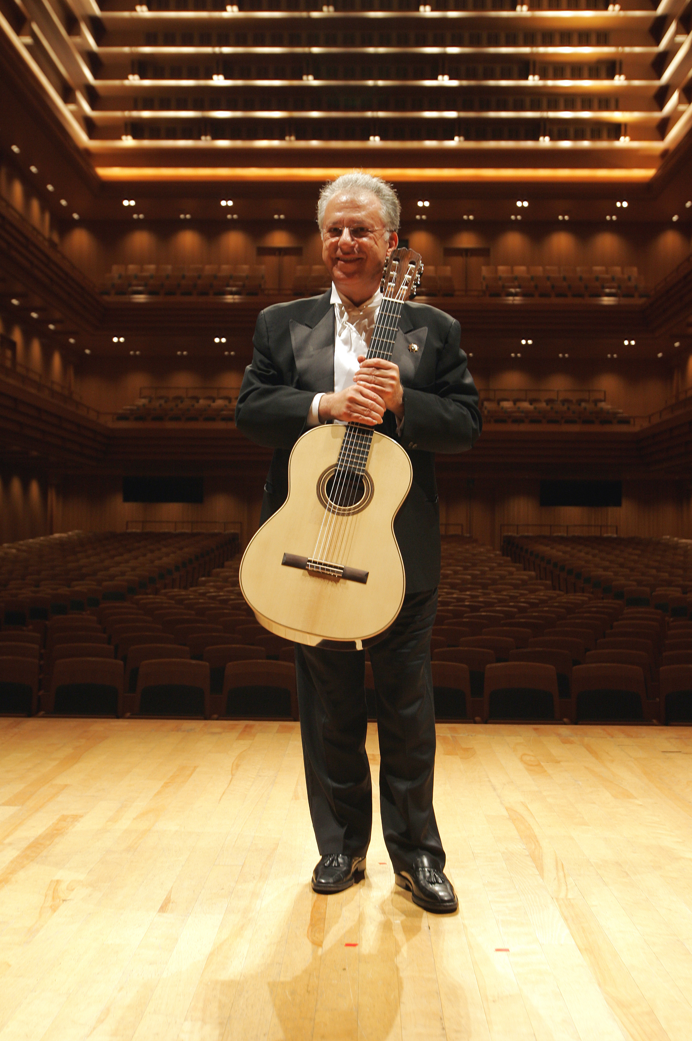 Pepe Romero | Photo Credit: Naoya Ikegami