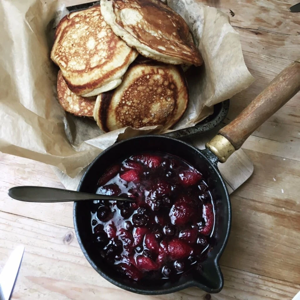 vegan pancakes with berry compote