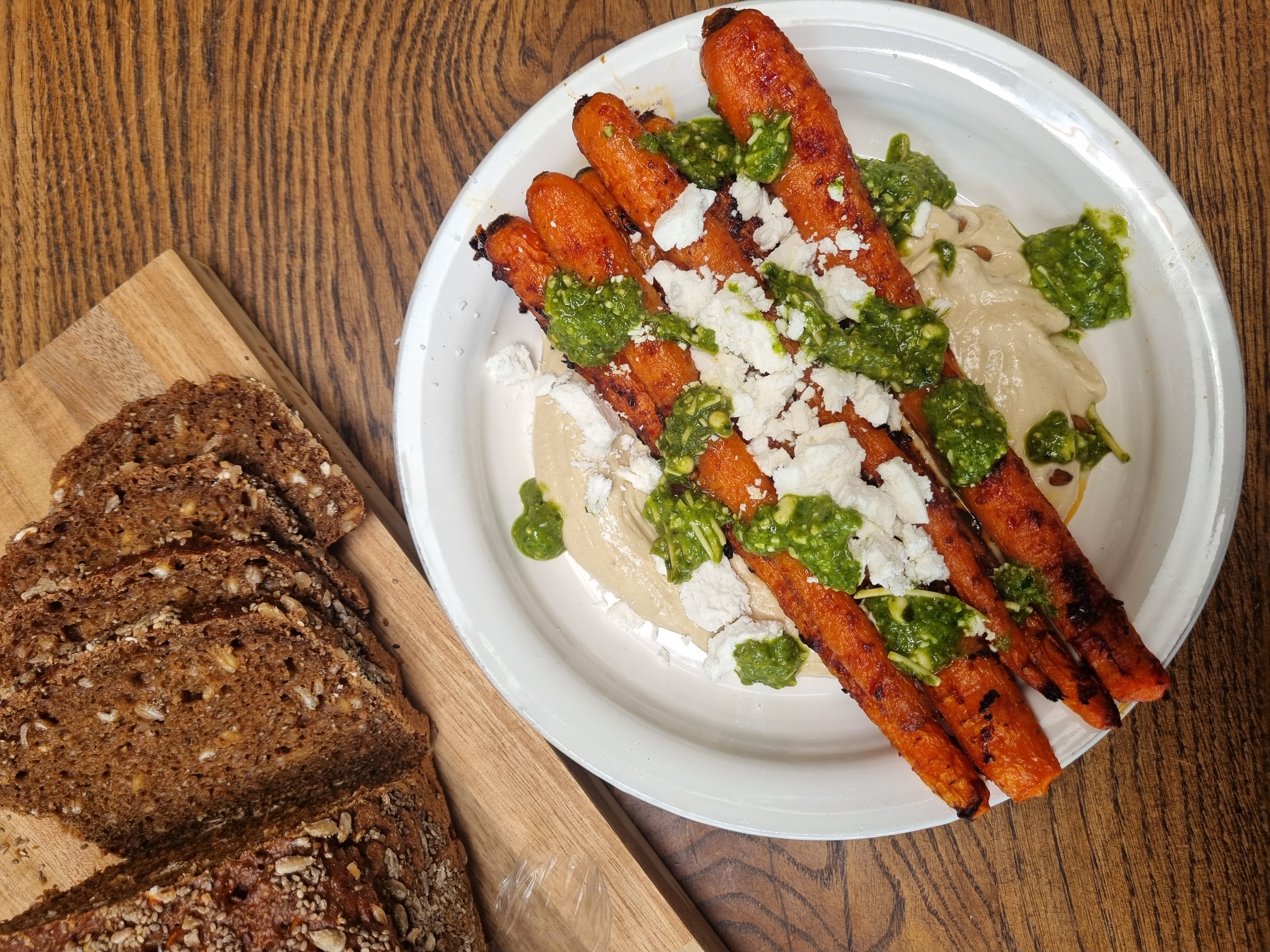 roasted carrots with hummus