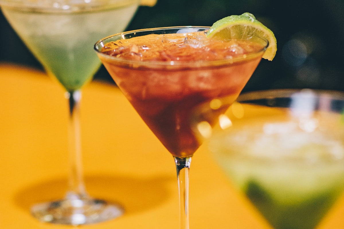 The NA Drinks That Actually Work at Weddings - Featured