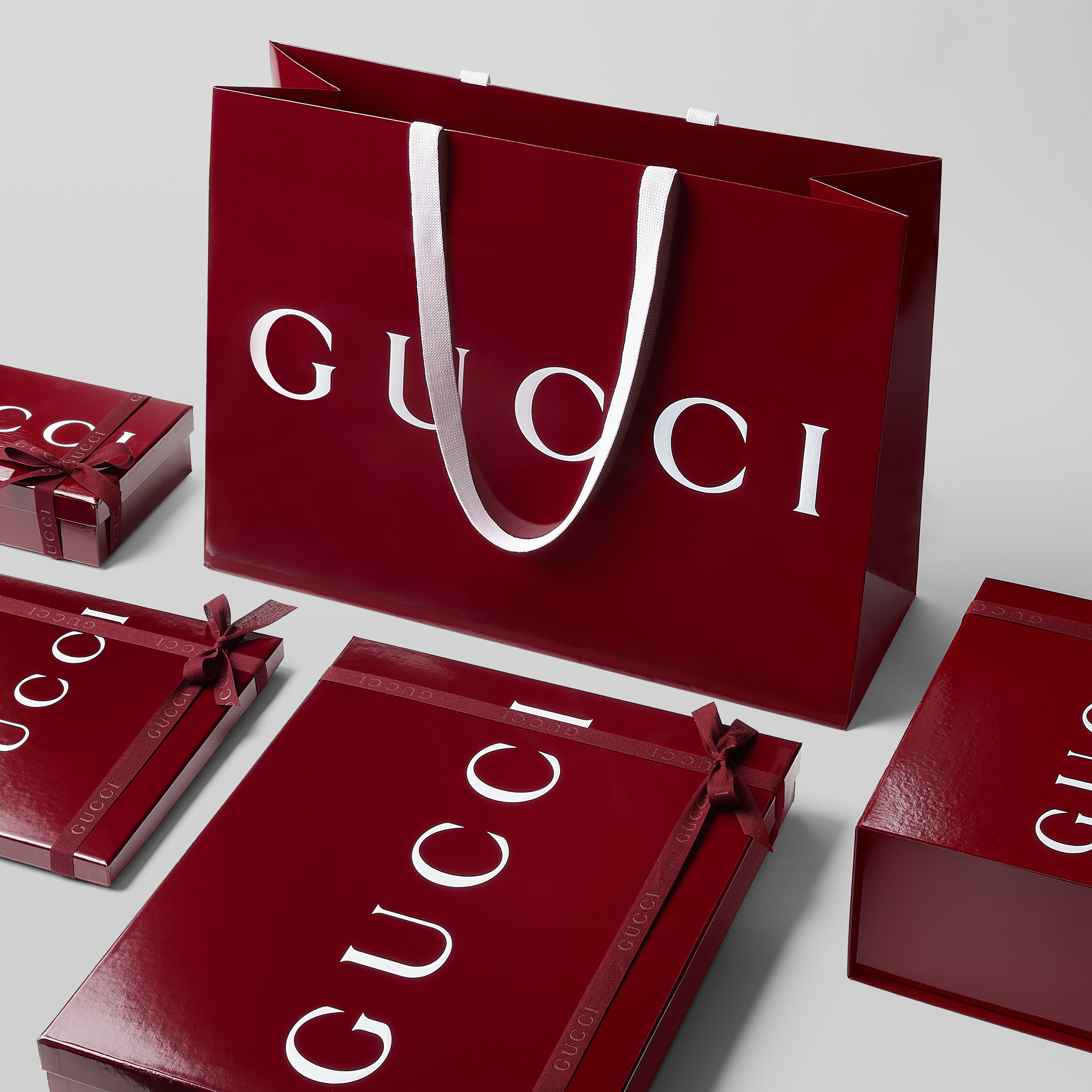 【新品未使用】GUCCIレザー カードケース(コイン&紙幣入付)　羽生結弦 楽天市場】GUCCI グッチ レディース メンズフラップ付き名刺入れ