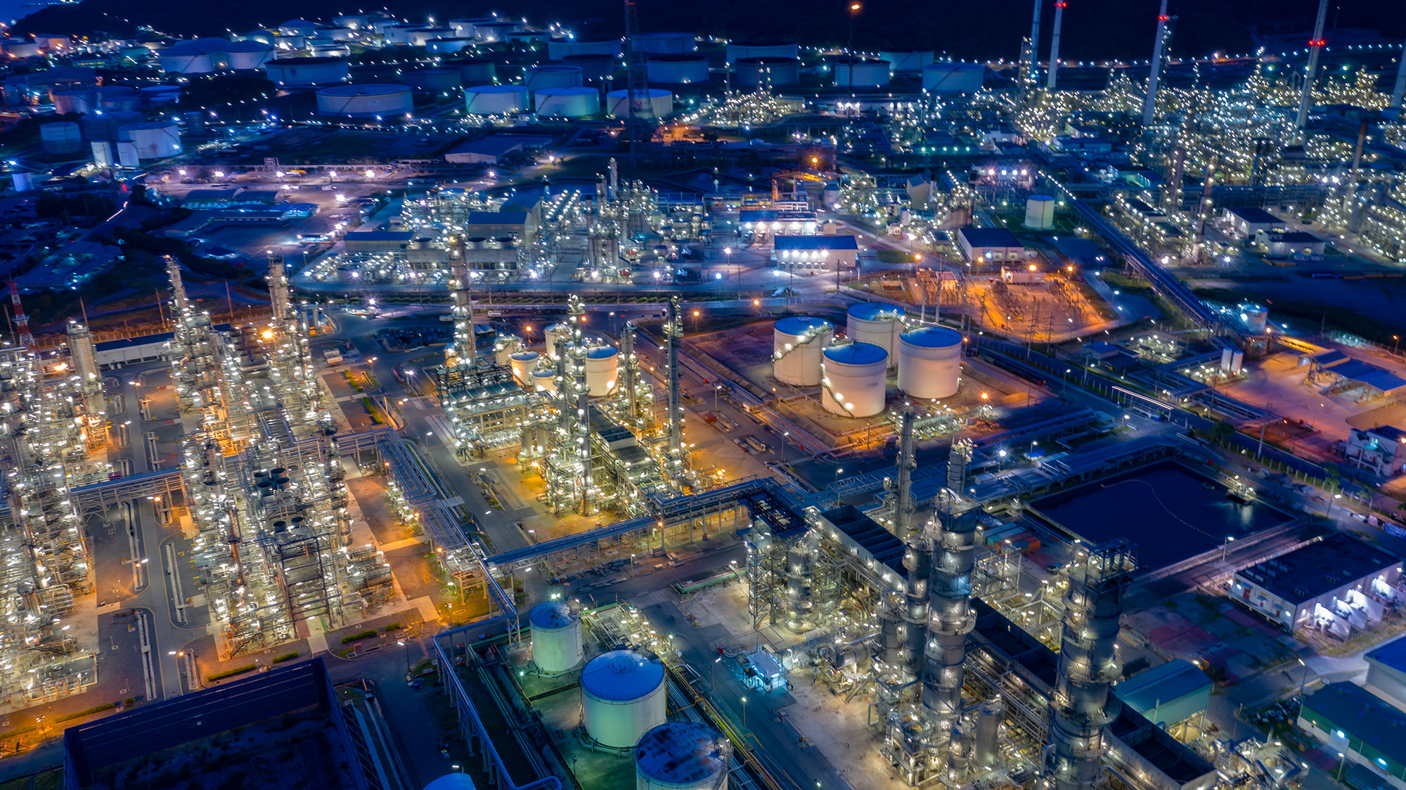 Oil refinery, a large modern oil industry