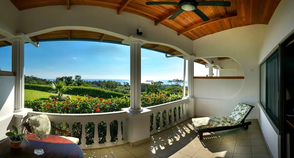 Guest room patio