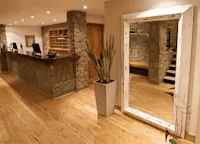 Slideshow Thumbnail 5 of 7