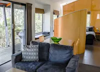 Slideshow Thumbnail 6 of 7
