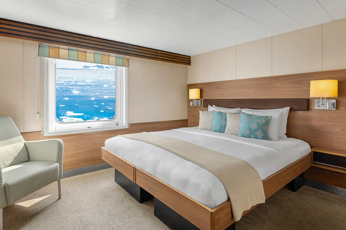 Category 4 cabin