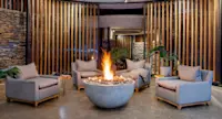 Guest lounge with firepit