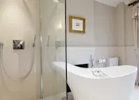 Slideshow Thumbnail 4 of 7