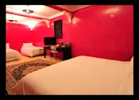 Slideshow Thumbnail 4 of 7