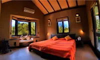 Slideshow Thumbnail 4 of 10