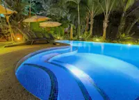 Slideshow Thumbnail 5 of 7