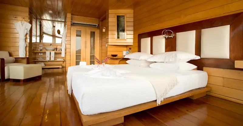 Bedroom onboard the Delphin II, Peru.