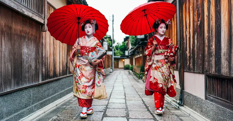 Geishas, historic Gion district, Kyoto, Japan.