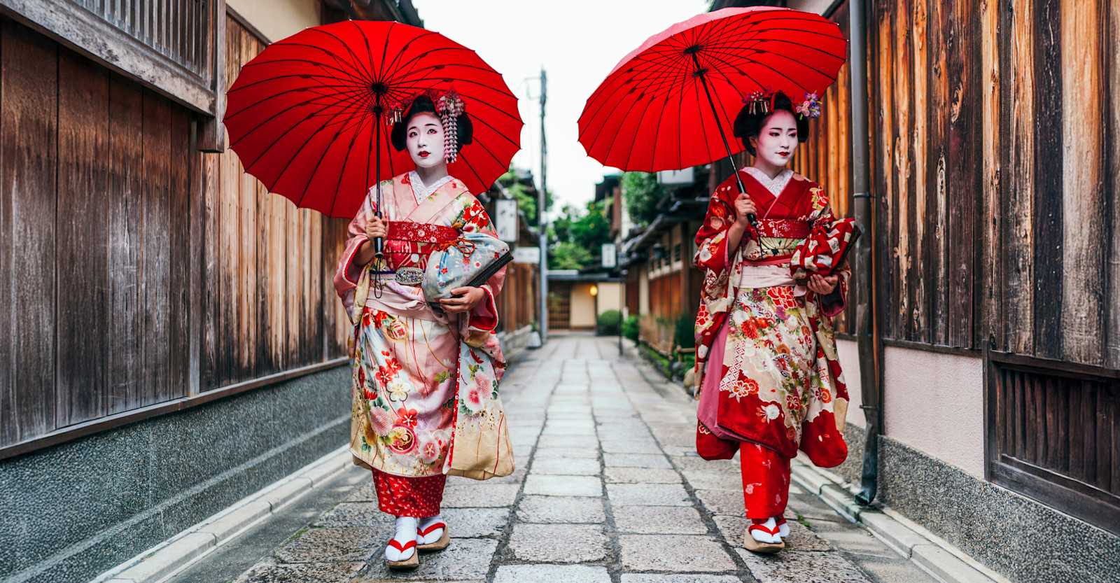 Geishas, historic Gion district, Kyoto, Japan.
