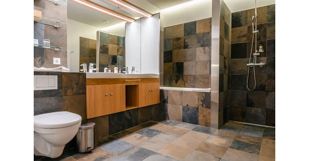 Guest Bathroom