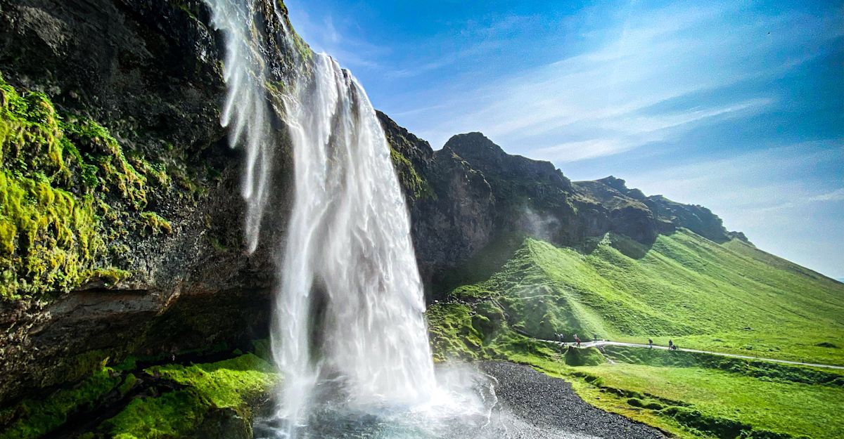 Know Before You Go: When to go on an Iceland Tour