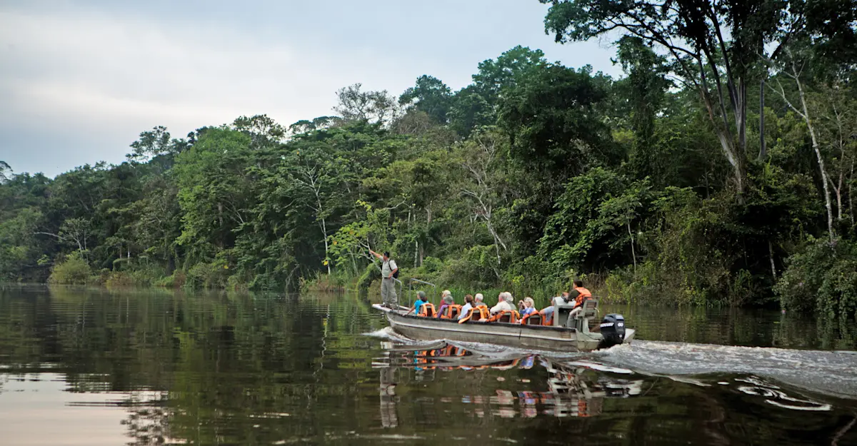 Nat Hab guests, Marañon River, Peru.