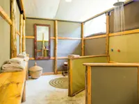 Slideshow Thumbnail 5 of 7