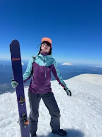 Ski mountaineering in Mt. Adams, Washington.