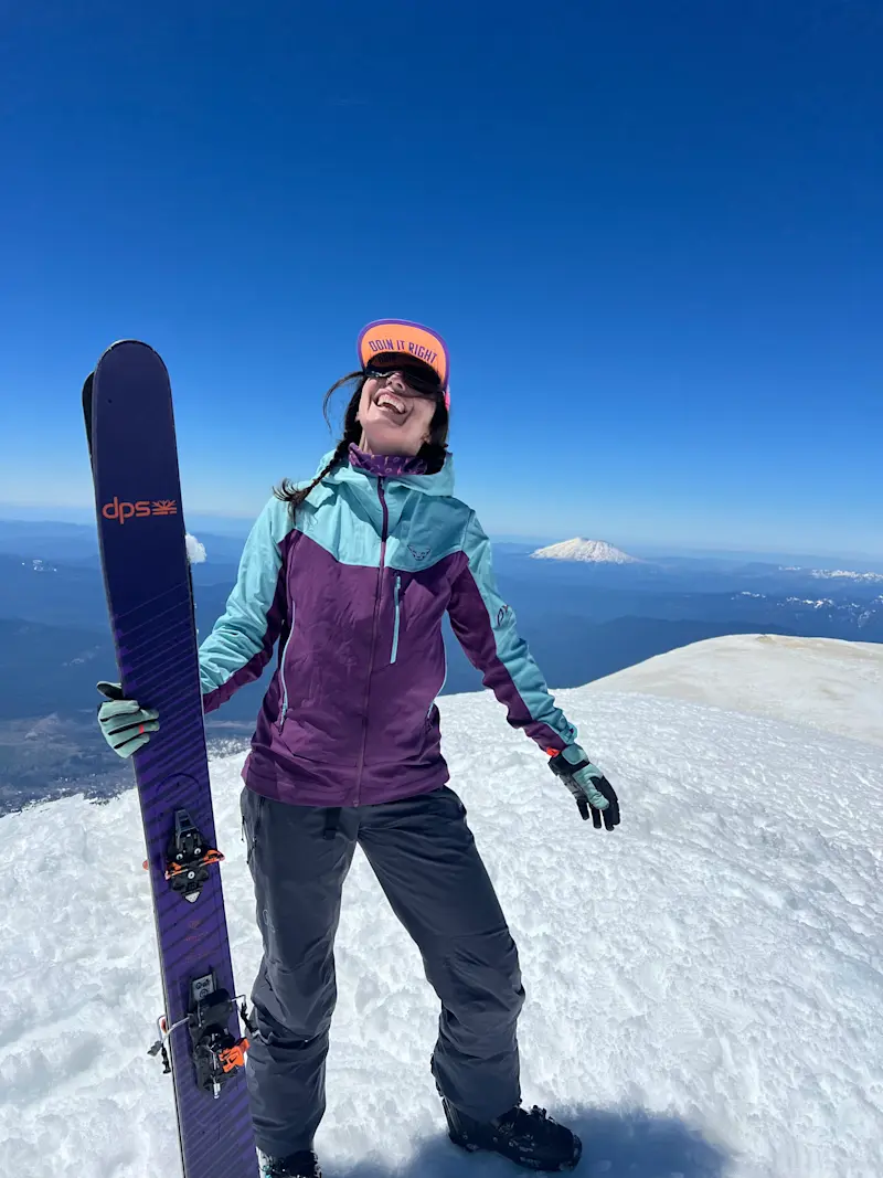 Ski mountaineering in Mt. Adams, Washington.