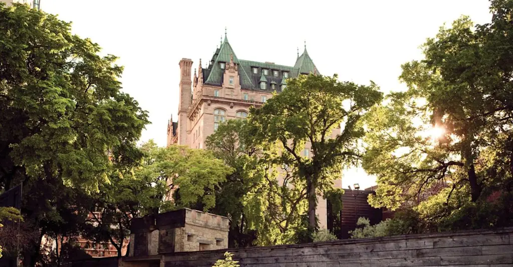 Fort Garry Hotel
