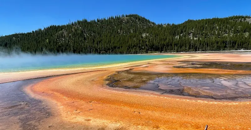 Grand Prismatic Spring, Midway Geyser Basin, Yellowstone National Park.