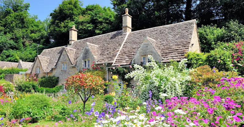 Cottage garden, Bibury, England.