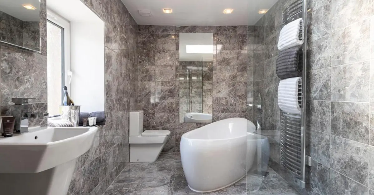 Guest Bathroom