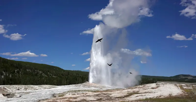 Old Faithful, Yellowstone National Park, Wyoming.
