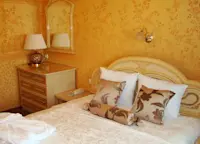 Slideshow Thumbnail 2 of 7
