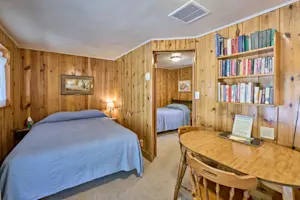 Slideshow Image Thumbnail 5 of 7