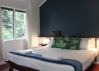 Slideshow Thumbnail 6 of 8