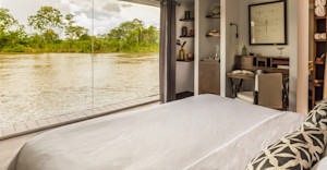 Category 1, Main Deck Room