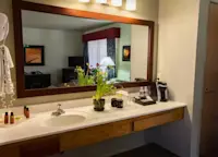 Slideshow Thumbnail 7 of 7