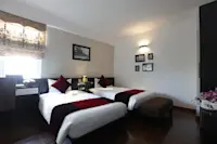 Slideshow Thumbnail 2 of 7